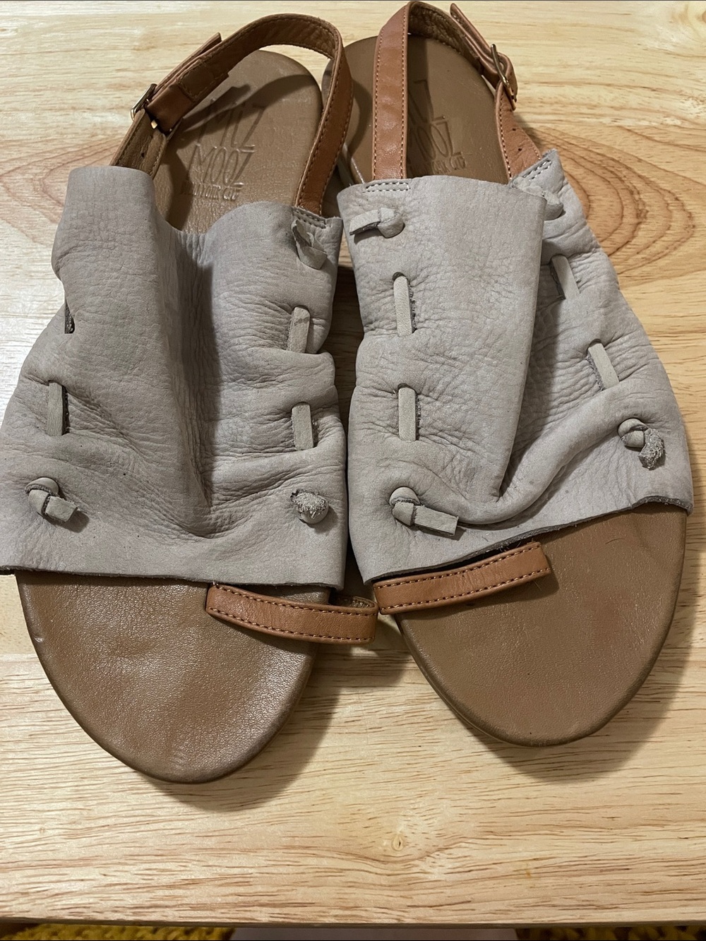 Miz Mooz Two-Tone Leather Slingback Sandals in Light Gray and Tan